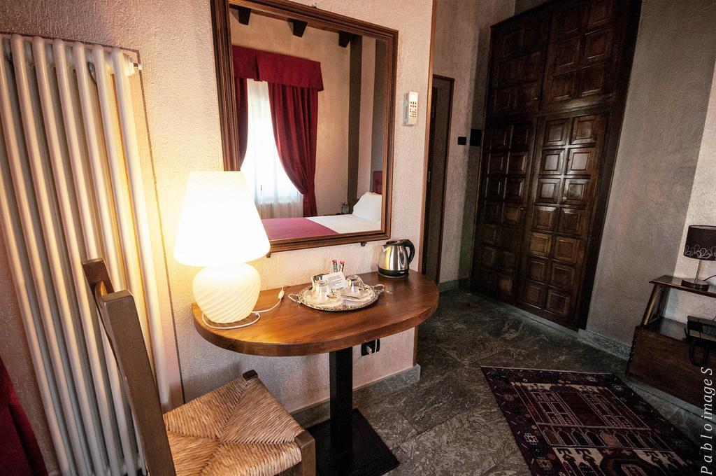 Le Charaban Hotel Aosta Bagian luar foto